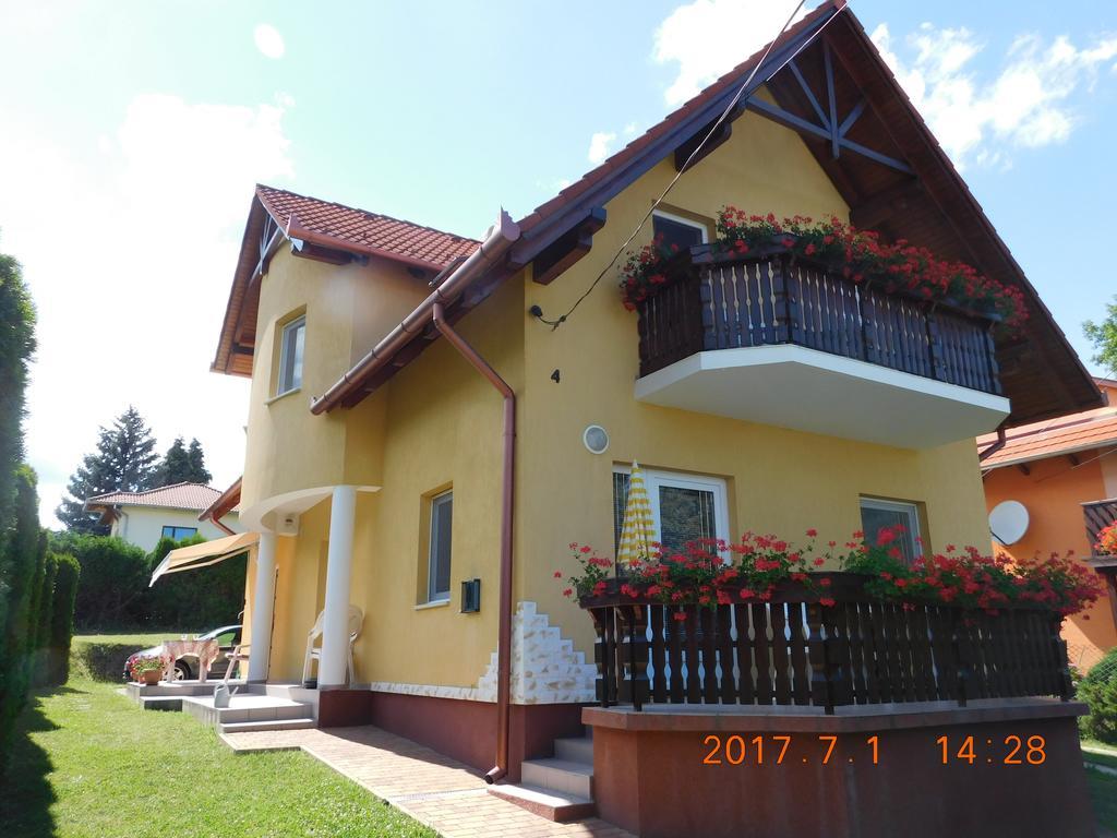 Akácfa Hortenzia Apartman Zalakaros Exterior foto
